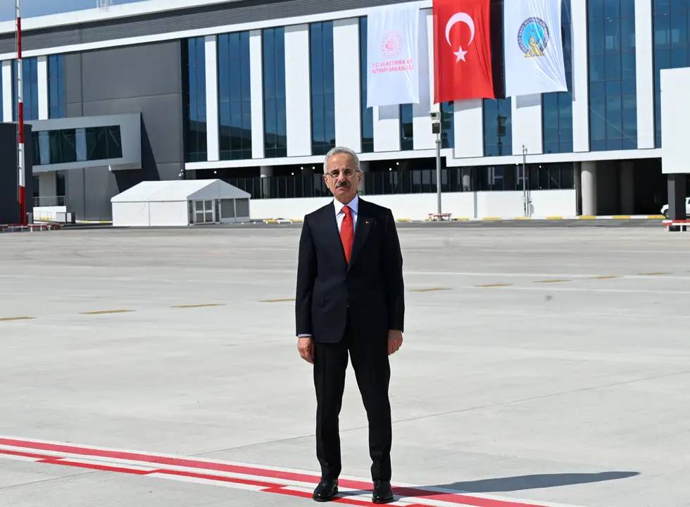 Antalya Havalimanı’na 77 Metrelik Yeni Kule 3